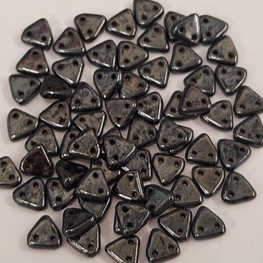 Hematite Czechmate Triangle Beads, approx. 8g