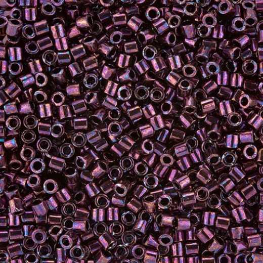 DB0012 Raspberry Metallic, Size 11/0 Miyuki Delica Beads, 5.2g approx.