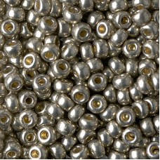 Duracoat Galvanised Light Pewter Miyuki size 6/0 Colour 4221, 20g approx.