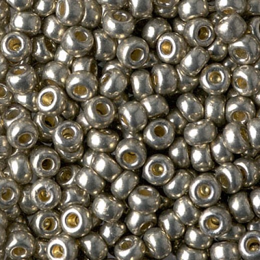 Duracoat Galvanised Light Pewter Miyuki size 6/0 Colour 4221, 20g approx.