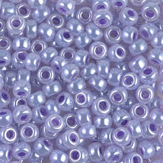 Lilac Ceylon Miyuki size 6/0 Colour 0538, 20g approx.