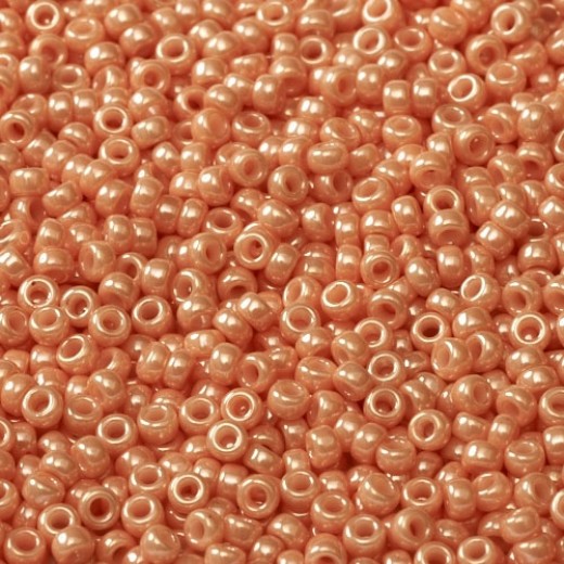 Opaque Salmon Miyuki 15/0 Seed Beads, 100g, Colour 0429