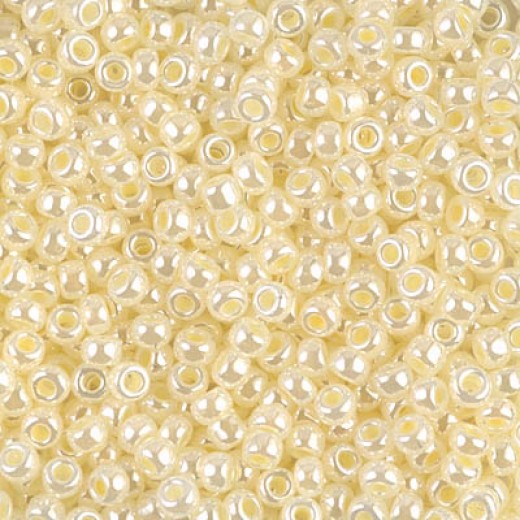 Miyuki Seed beads - Size 8/0 - Buttercream Ceylon/ Beige Opal Ceylon -22 grms, colour 0527