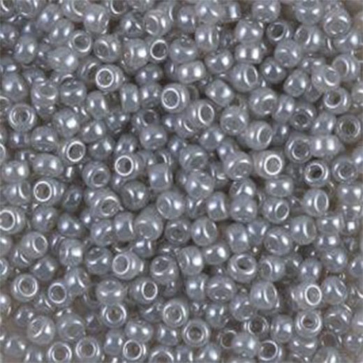 Silver Grey Ceylon Miyuki size 6/0 Colour 0526, 20g approx.
