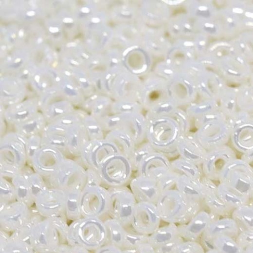 Antique Ivory Pearl Ceylon Miyuki 2.2mm Spacer Beads, colour 0592, approx 4.9g
