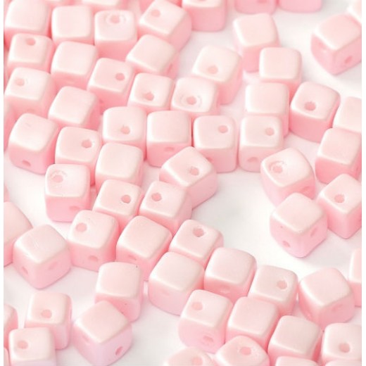 Pastel Rose 4mm Crisscross Cubes  in packs of 50