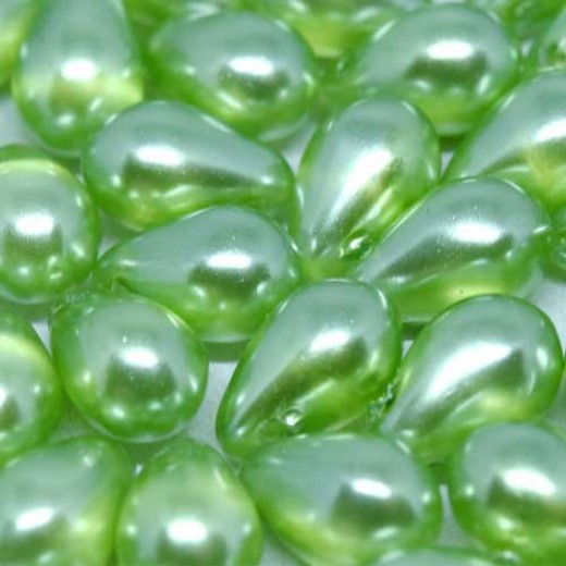 Peridot 6x9mm side-drilled glass pearl drops, pack of 25