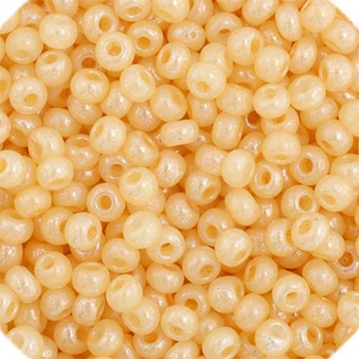 Ivory Opaque Pearl, Size 11/0, 22g