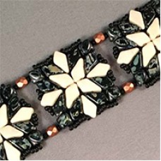 Quilted Kite Bead Bracelet, a free pattern by Susan Sassoon