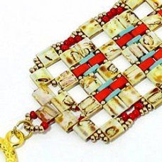 Quilted Tila Bracelet, A Free Pattern by Debora Hodoyer for Beadsmith