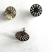 Sieve Earring Bases, Antique Brass Colour,4pcs. 14 x 14mm Sieve Earring Bases, Antique Brass Colour,4pcs. 14 x 14mm