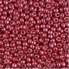 Duracoat Galvanized Light Cranberry, Miyuki size 8/0 seed beads, colour code 421...