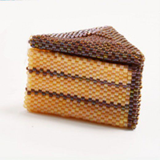 Beaded Vanilla Sponge Cake with Chocolate Icing - component kit
