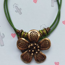 Flower and Leather Retro Necklace Kit - Meadow Green