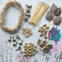 Charming Sweetie Bracelet and Mixed Charms Bundle - Gold