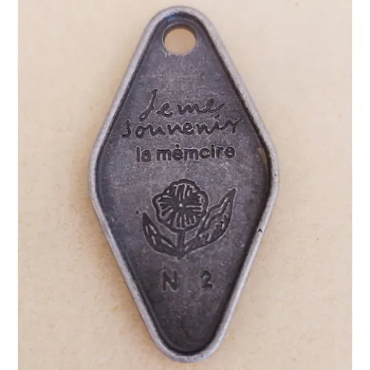 One Off Wonder - Jeme Souvenir La Memoire - I Remember The Memory Pendants One Off Wonder - Jeme Souvenir La Memoire - I Remember The Memory Pendants