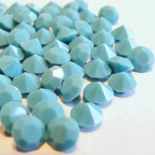 Vintage Chatons, SS24 / 5.4mm, Turquoise, Pack of 30 Vintage Chatons, SS24 / 5.4mm, Turquoise, Pack of 30