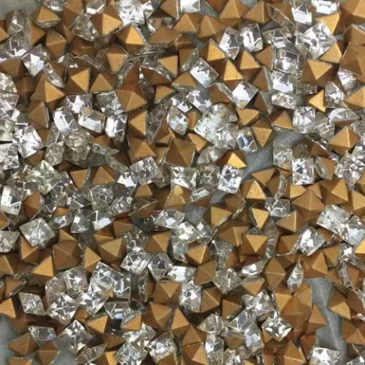 Vintage Chatons Carres Square, Crystal, Pack of 100 Vintage Chatons Carres Square, Crystal, Pack of 100