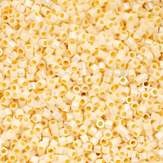 Cream AB Cylin Beads, 5g appx. Cream AB Cylin Beads, 5g appx.