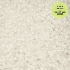 Glow in Dark - White to Sky Cylin Beads, 25gm bulk bag