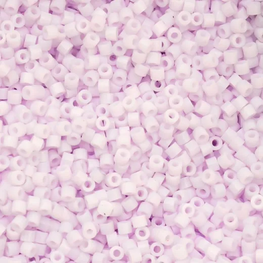 Matte Macaron - Pastel Lilac Cylin Beads, 5g appx. Matte Macaron - Pastel Lilac Cylin Beads, 5g appx.