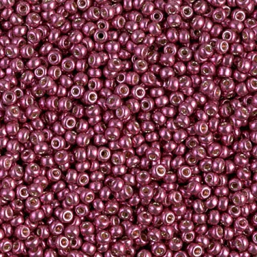Galvansied Magenta Dyed Duracoat, Colour 4219, Miyuki 11/0, 22g approx. Galvansied Magenta Dyed Duracoat, Colour 4219, Miyuki 11/0, 22g approx.