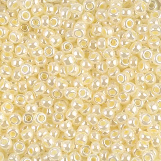 Miyuki Seed beads - Size 8/0 - Buttercream Ceylon/ Beige Opal Ceylon -22 grms, colour 0527 Miyuki Seed beads - Size 8/0 - Buttercream Ceylon/ Beige Opal Ceylon -22 grms, colour 0527