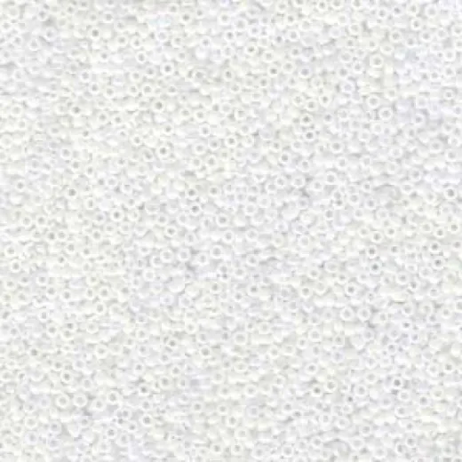 White Pearl AB Miyuki Size 8/0 seed beads, Colour 0471, 22gm approx. White Pearl AB Miyuki Size 8/0 seed beads, Colour 0471, 22gm approx.