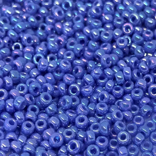 Periwinkle AB Miyuki size 15/0 seed beads, colour 0483, 8.2g approx. Periwinkle AB Miyuki size 15/0 seed beads, colour 0483, 8.2g approx.