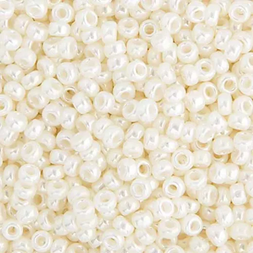 Bulk Bag Ivory Pearl Ceylon Miyuki 6/0 Seed Beads, 250g, Colour 0591 Bulk Bag Ivory Pearl Ceylon Miyuki 6/0 Seed Beads, 250g, Colour 0591