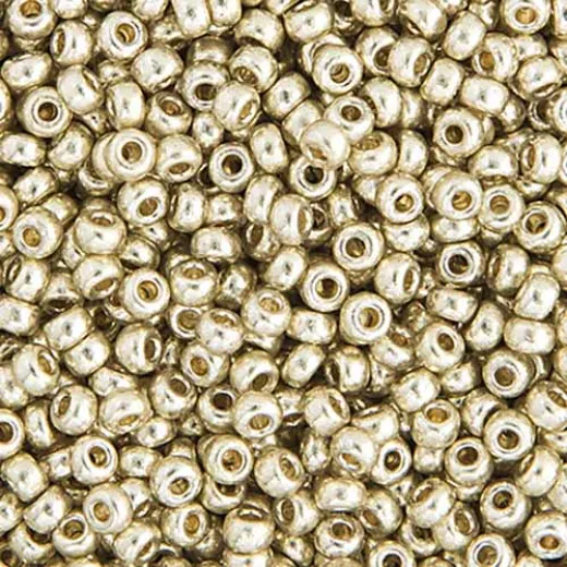 Duracoat Galvanized Silver Miyuki size 6/0 Colour 4201, 20g approx. Duracoat Galvanized Silver Miyuki size 6/0 Colour 4201, 20g approx.