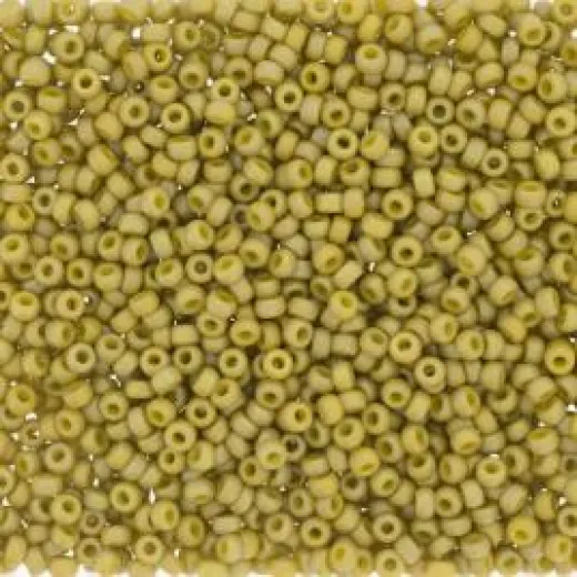 Pistachio Frost Opaque Glazed Rainbow 6/0 seed beads, colour 4693, 20g pack Pistachio Frost Opaque Glazed Rainbow 6/0 seed beads, colour 4693, 20g pack