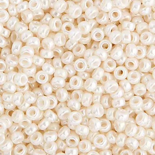 Antique Ivory Pearl Ceylon Miyuki Size 8/0 seed beads, Colour  592, 22gm