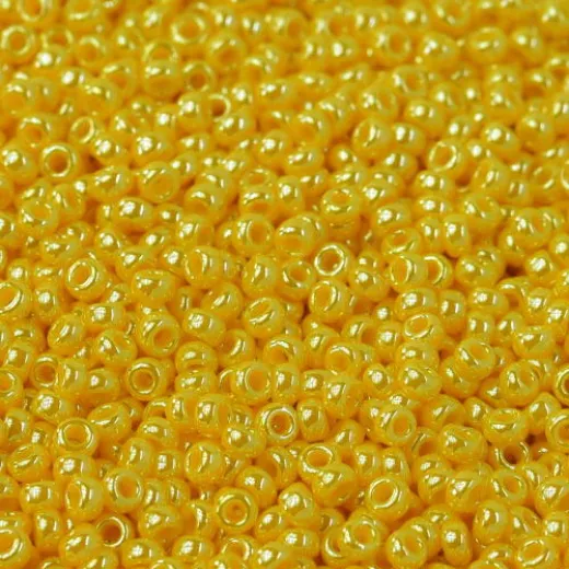 Dark yellow opaque luster Miyuki 11/0 seed beads, Colour 0422D, 22g approx. Dark yellow opaque luster Miyuki 11/0 seed beads, Colour 0422D, 22g approx.