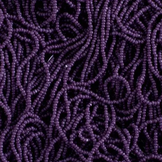 15/0 Charlottes, Opaque Dark Mauve, minimum 7g 15/0 Charlottes, Opaque Dark Mauve, minimum 7g
