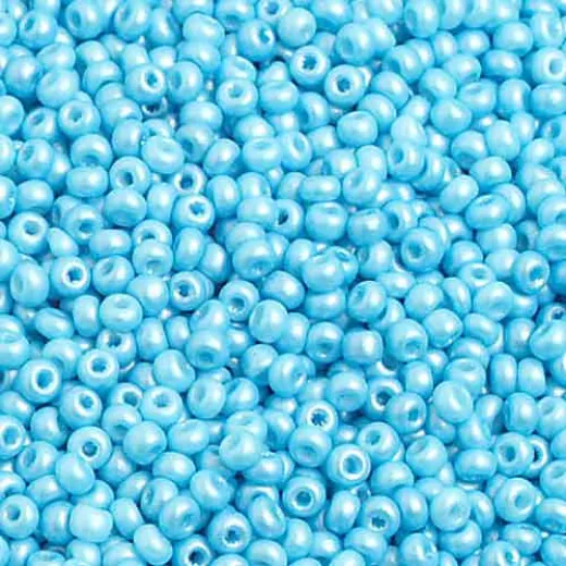 Shiny Turquoise Size 10/0, Approx 22g Shiny Turquoise Size 10/0, Approx 22g