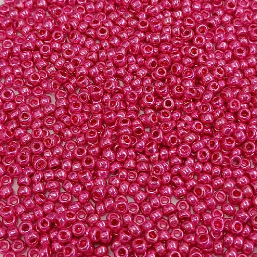 Metallic Pink Czech Seed Beads, Size 8/0, 22g Metallic Pink Czech Seed Beads, Size 8/0, 22g