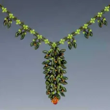 Blooming Vines Necklace - a Free Pattern by Cynthia Newcomer Daniel