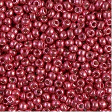 Duracoat Galvanized Light Cranberry, Miyuki size 8/0 seed beads, colour code 421...