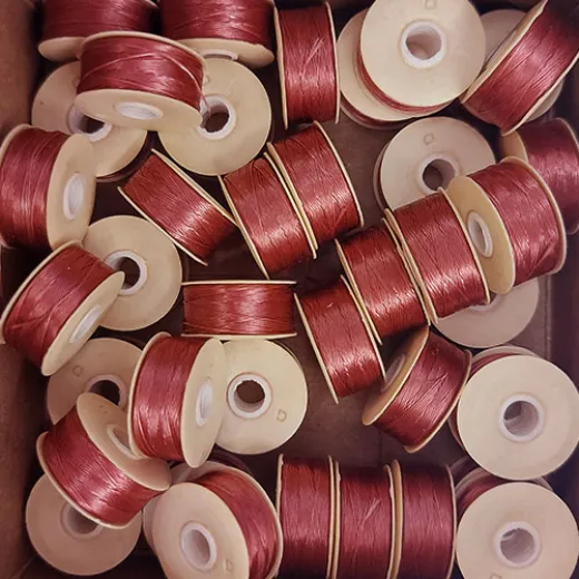 Dusty Mauve Nymo Beading Thread, Size D (0.30mm) Dusty Mauve Nymo Beading Thread, Size D (0.30mm)