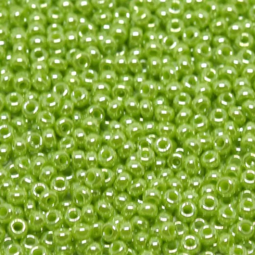 Chartreuse Opaque Luster, Miyuki 11/0 Seed Beads, Colour 0439, 22g Approx Chartreuse Opaque Luster, Miyuki 11/0 Seed Beads, Colour 0439, 22g Approx