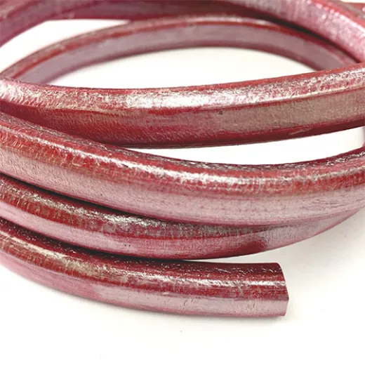 Metallic Red 10 x 7mm Regaliz Leather in 20cm lengths Metallic Red 10 x 7mm Regaliz Leather in 20cm lengths