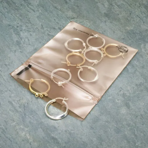 Shine Rite Anti-Tarnish Bags, 3 x 3 inches, Pack of 5 Shine Rite Anti-Tarnish Bags, 3 x 3 inches, Pack of 5