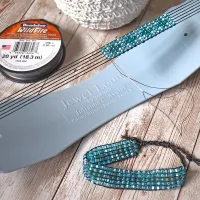 Jewel loom