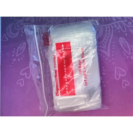 3" x 4" Clear re-sealable Plastic Bag with write-on white panel, pack of 100 3" x 4" Clear re-sealable Plastic Bag with write-on white panel, pack of 100