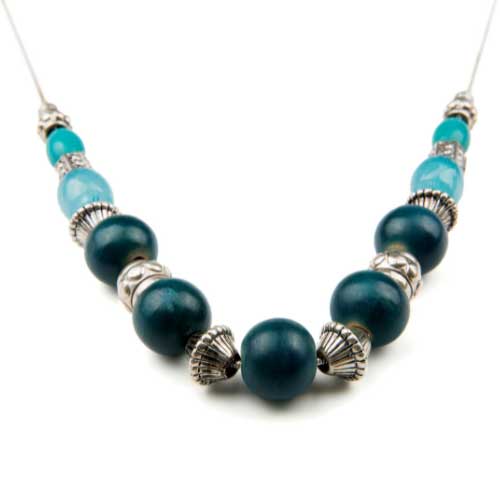 https://www.cjbeaders.com/image/catalog/Blog/broken%20beading%20wire/beading-wire-necklace.jpg